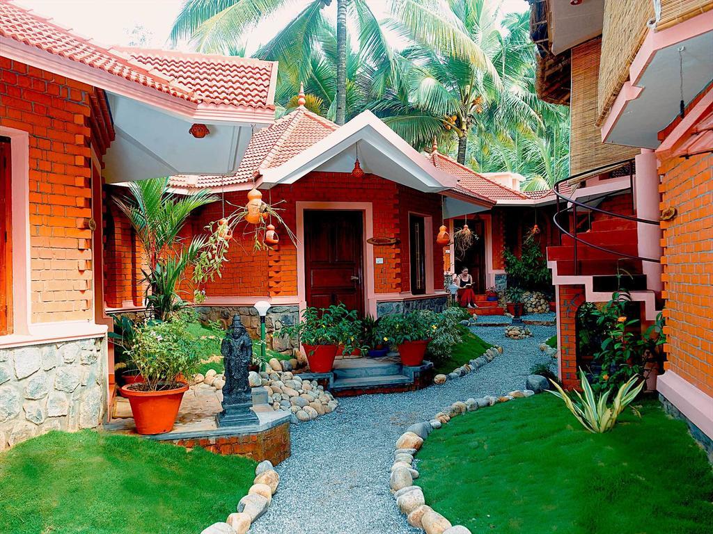 Krishnatheeram Ayur Holy Beach Resorts Varkala Room photo